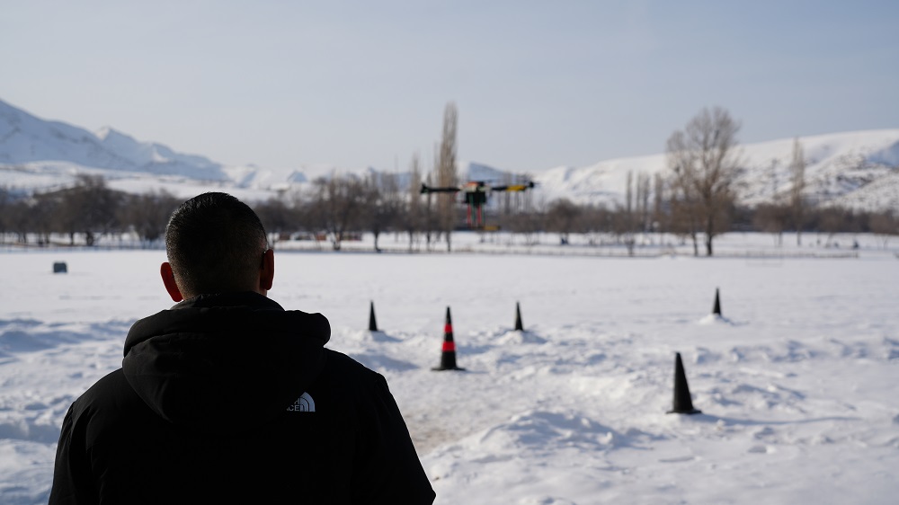 新疆无人机飞手培训基地:保华润天03考点,教学严谨技术硬