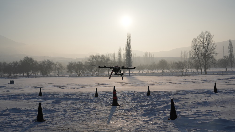 在保华润天航空学习，提前融入新疆无人机精英圈层