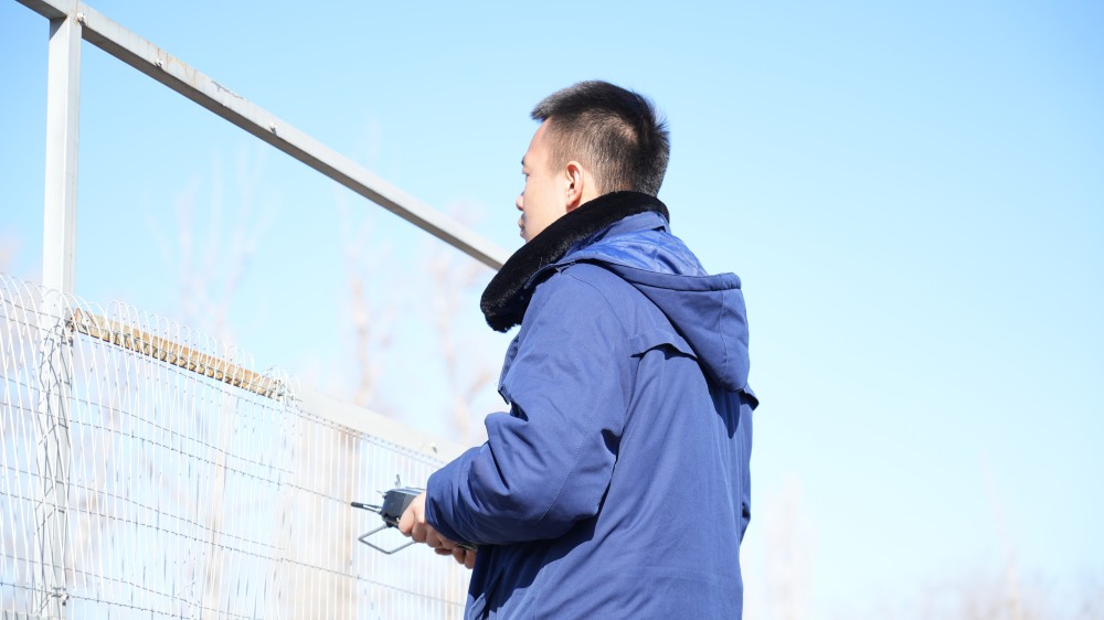 保华润天航空:在新疆学无人机,考场就是平时训练场