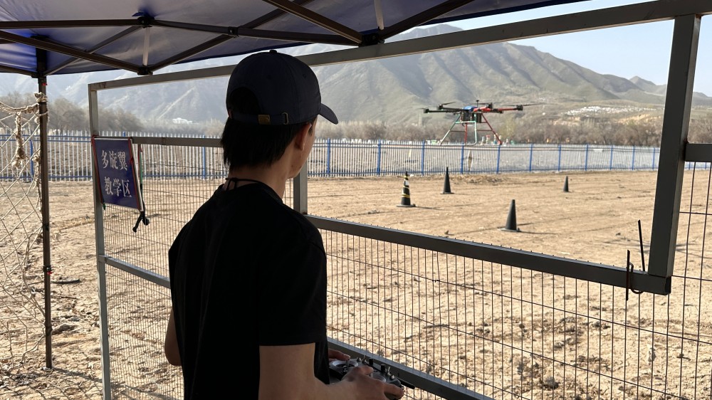 新疆无人机驾驶证考试难吗?保华润天通过率数据